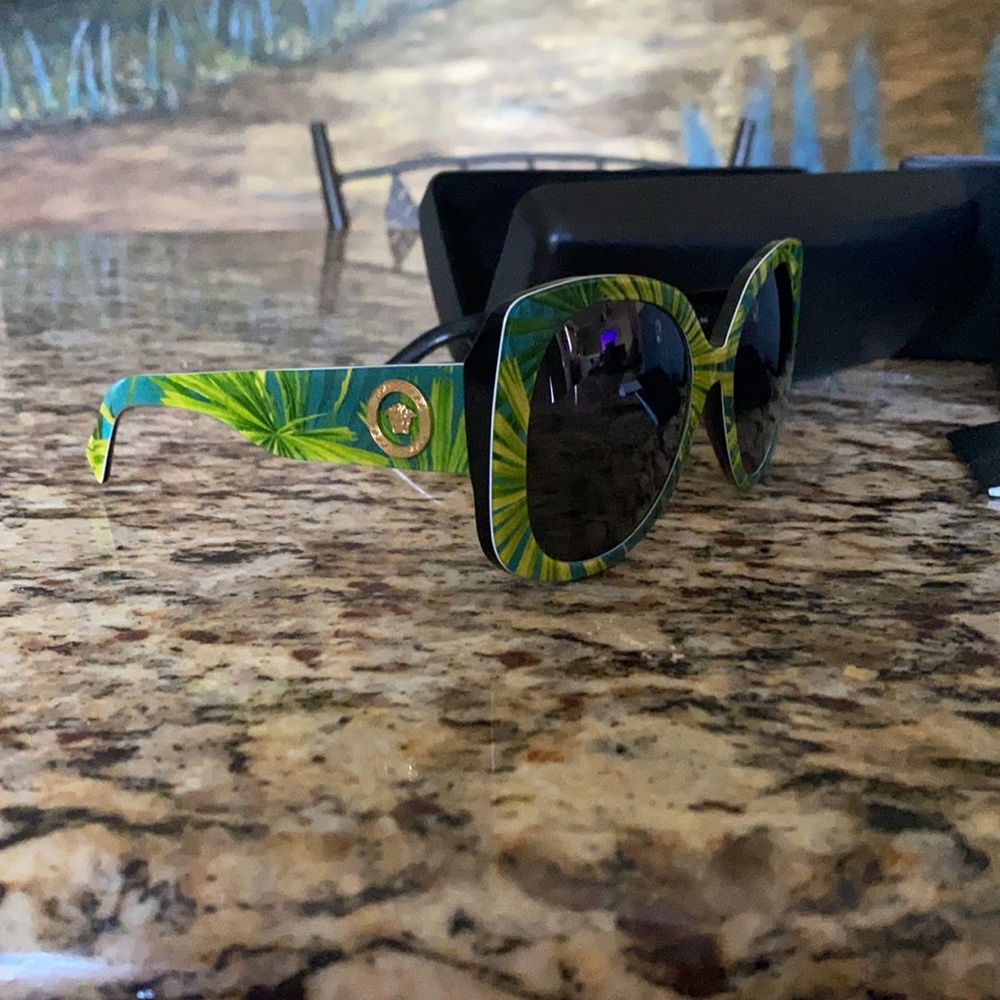 Authentic Versace Icon Pattern Sunglasses - image 2